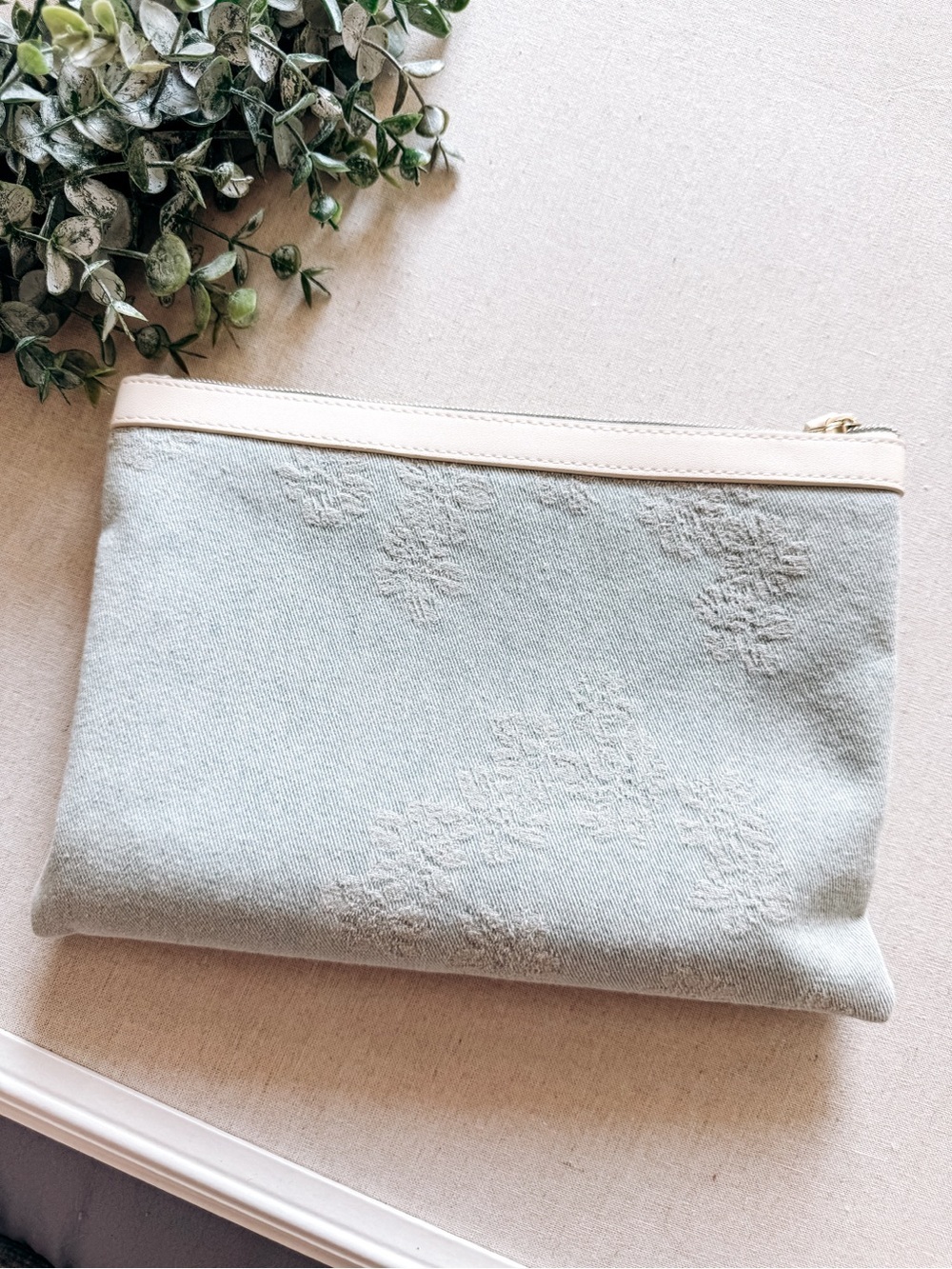Ravie Beauty Floral Denim Makeup Bag Cosmetic Pouch - Picture 3 of 4